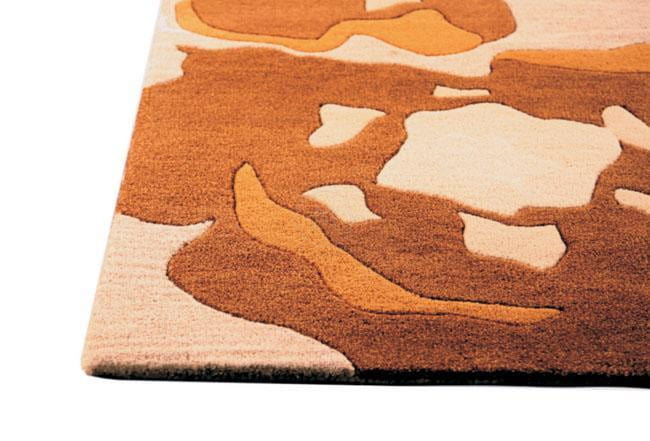 Hand-Tufted Blossom Vinson Poppy Brown Area Rug Carpet